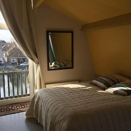 Casa de Férias Aan De Kade Comfortable Holiday Enkhuizen